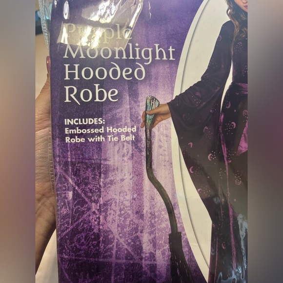 Halloween Purple Hooded Robe Velvet Moon & Stars L/XL 12-16 NEW - Picture 12 of 12